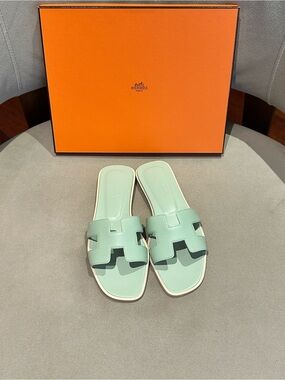 Hermes Oran Sandals